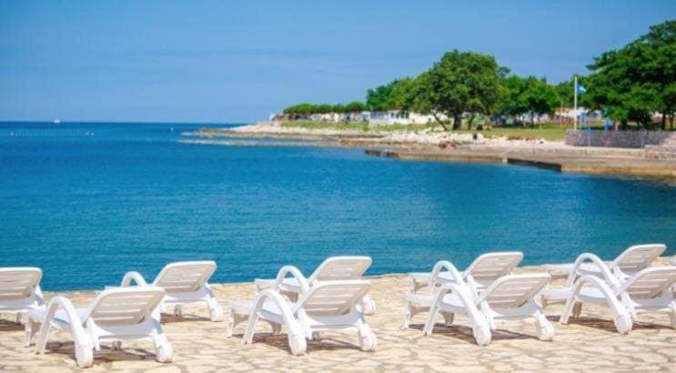 Apartments Mirna Stress Free Vol.2 Umag Bagian luar foto
